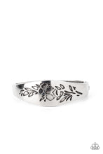 Load image into Gallery viewer, Fond of Florals Silver